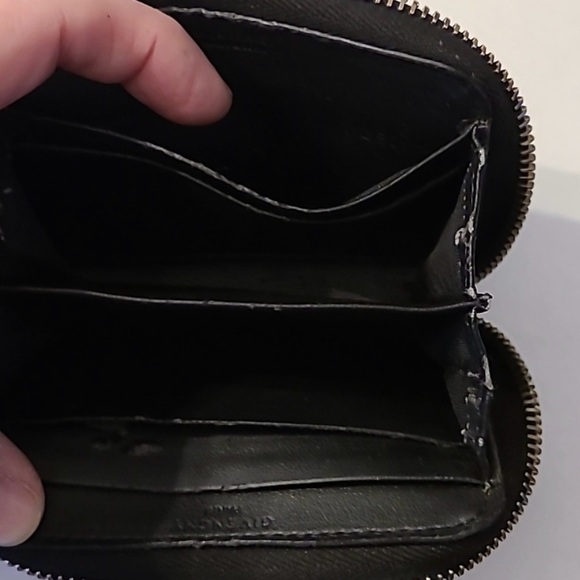 Givenchy & Disney Authentic Vintage Collaboration Mini Wallet with COA - Picture 9 of 15